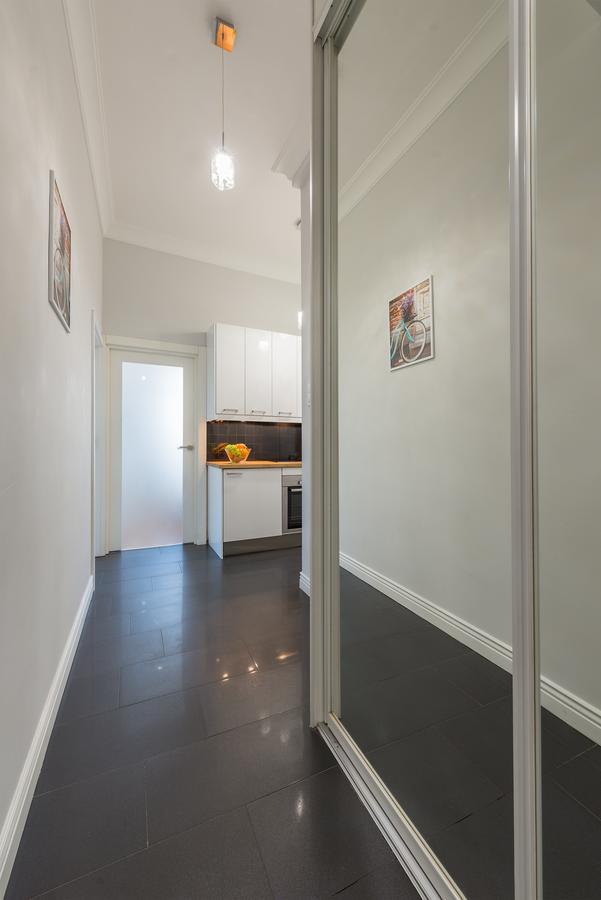 Andersa Apartments ワルシャワ エクステリア 写真